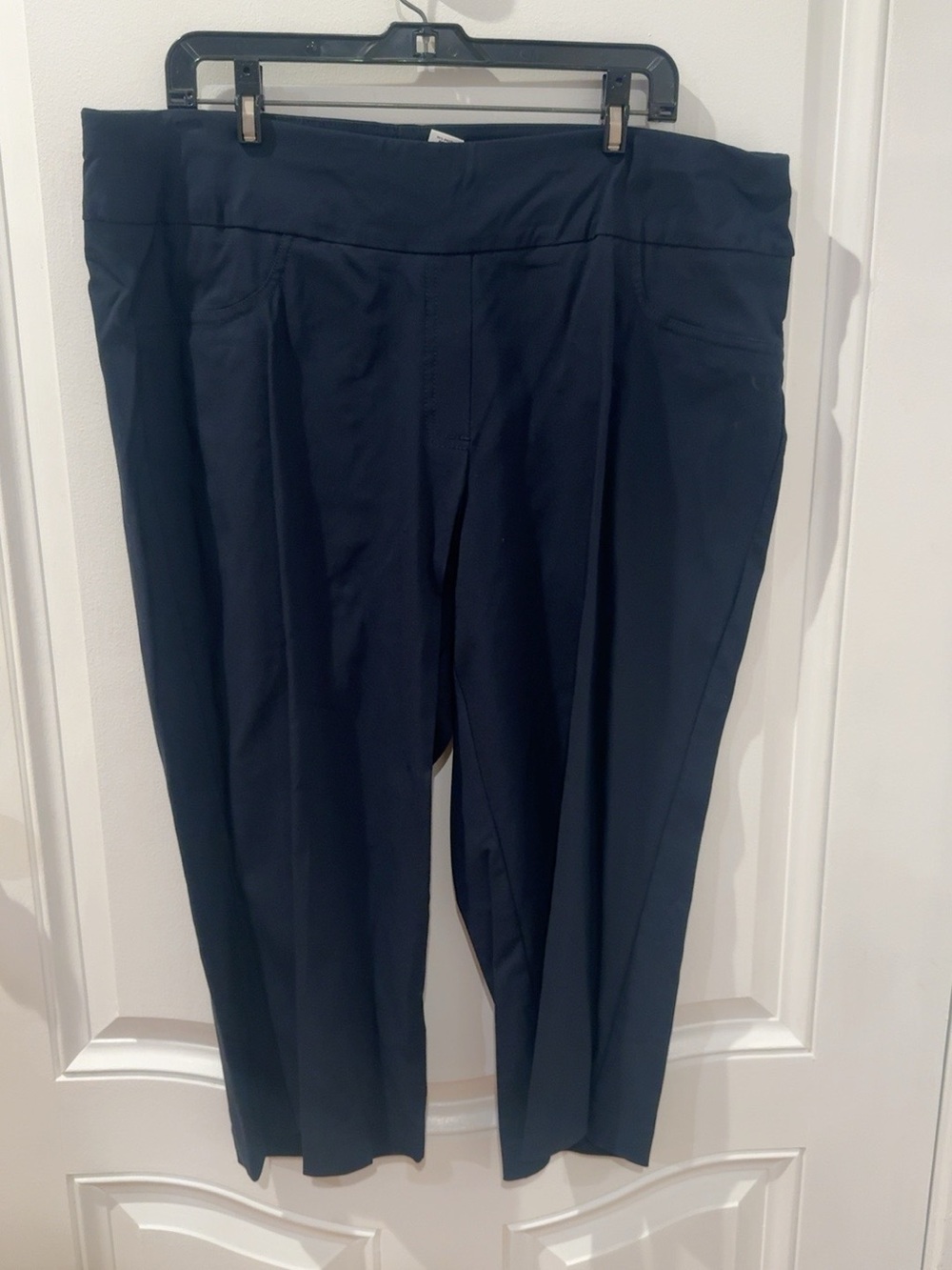 NWT Ruby Rd Woman Navy Capri Pants 20W Slimming Contour Stretch Pull On